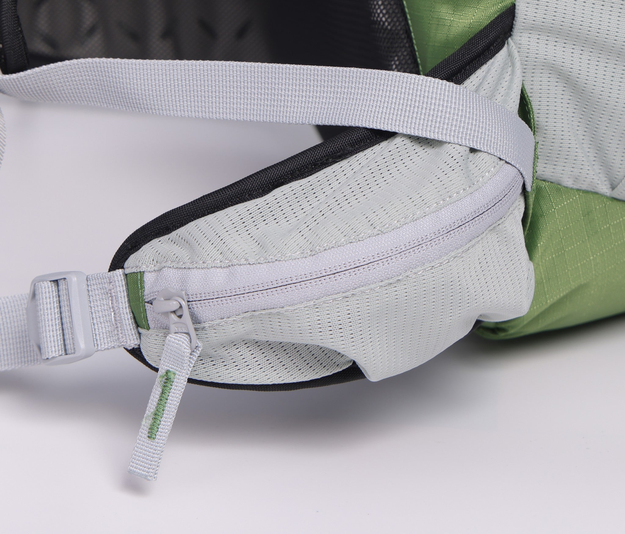 RangerSeeker 25L Hiking Backpack – Lightweight Ventilated Daypack (PRE-ORDER est. 05/2026 delivery)