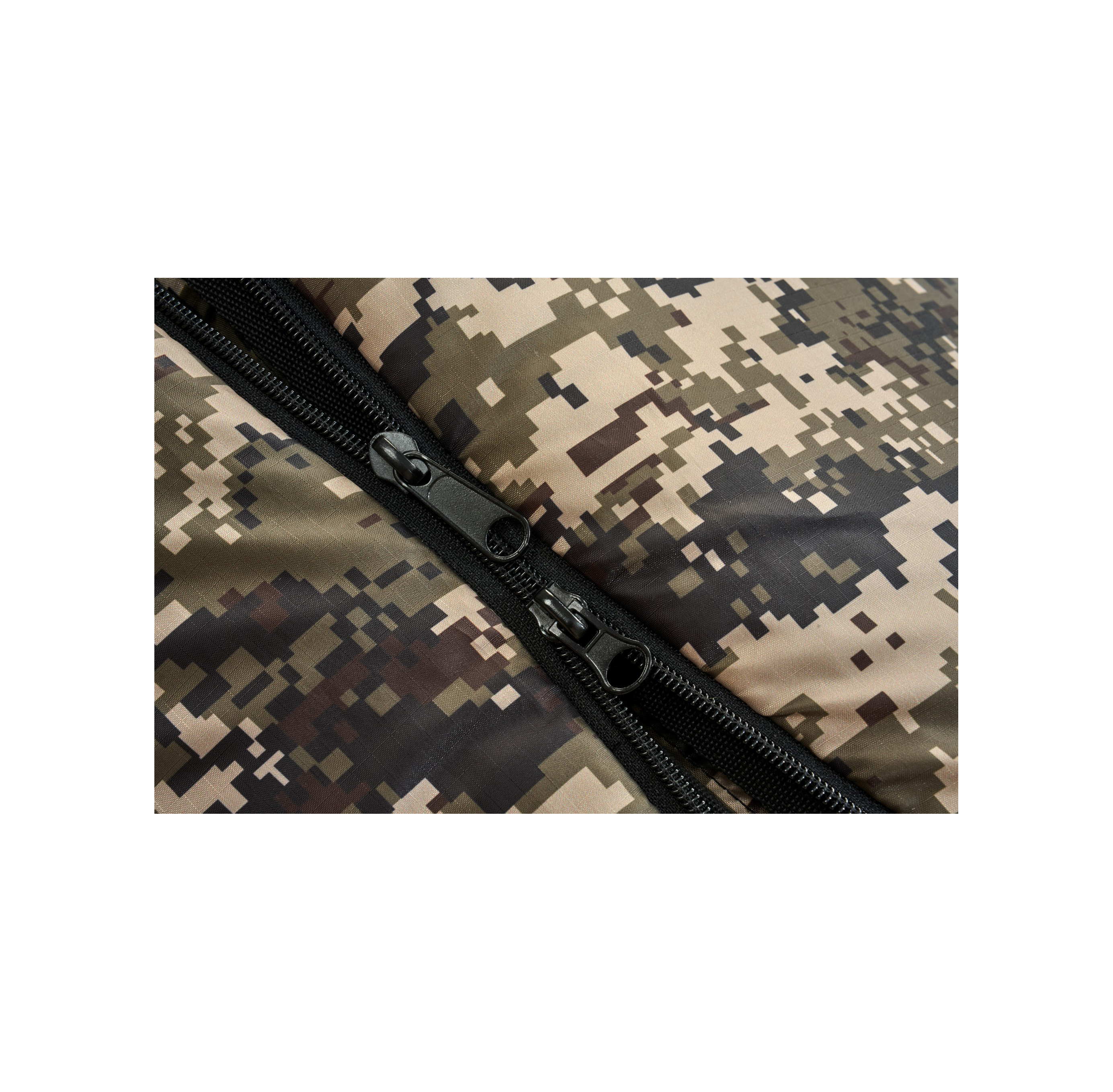Tundra 5°F Forest Camo 5.09 lb Mummy Sleeping Bag for Hunting, Winter Camping & Outdoor Adventures
